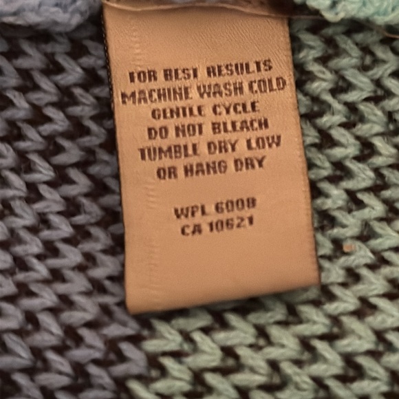 Powder River Outfitters Women’s Southwestern Print Cardigan Sweater - Picture 8 of 8